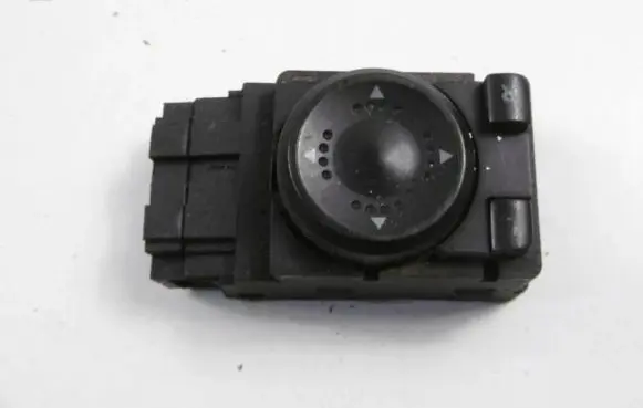 Skoda Octavia Mk1 (1U) Wing mirror switch 1U1959565