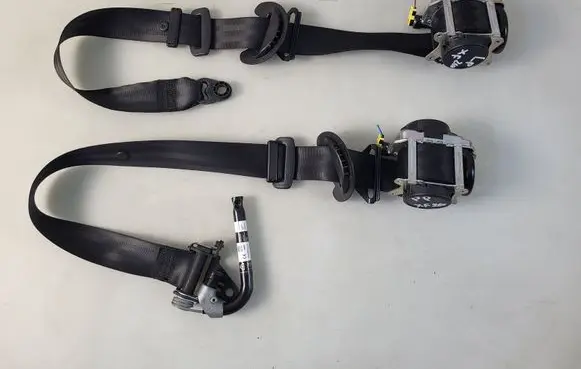 Jaguar XF X260 Front seatbelt 630704400 630704300