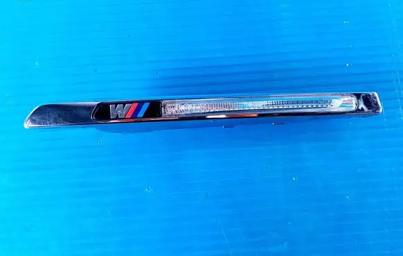 BMW X6 E71 Front fender indicator light 7207174