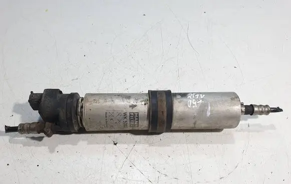 BMW 5 E60 E61 Fuel filter heater 7799968 KH20H