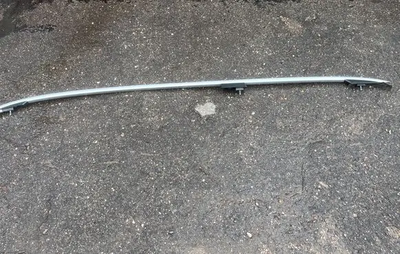 Mercedes-Benz GLS X166 Roof bar rail A1668900993