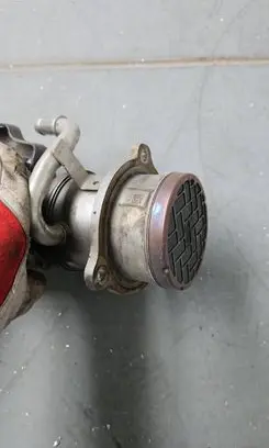 Renault Trafic III (X82) EGR valve cooler 147354591R