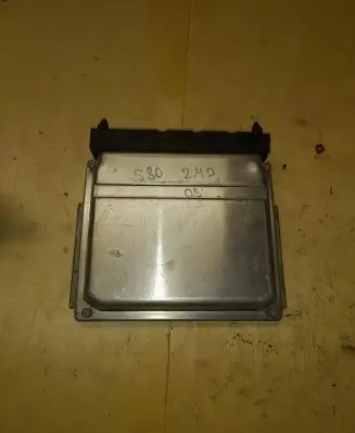 Volvo XC90 Engine control unit/module 30646978A 0281011441 1039S04101