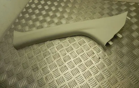 Ford Kuga I (A) pillar trim 8V41S03199AGW Baldai3703