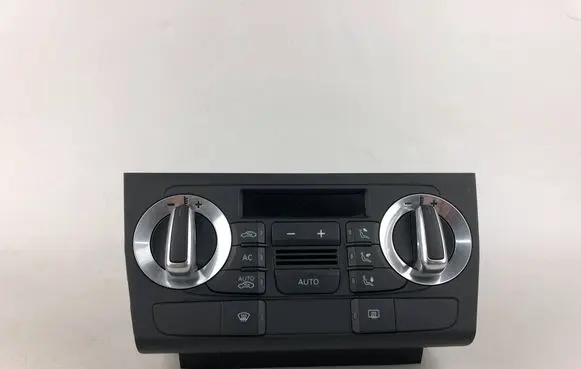 Audi A3 S3 A3 Sportback 8P Climate control unit 8P0820043BM