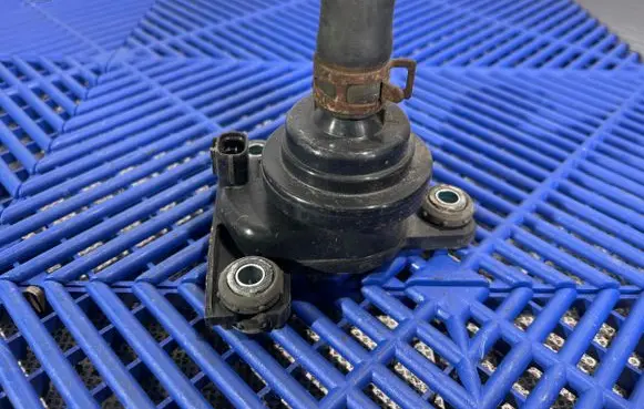 Toyota Prius (XW20) Electric auxiliary coolant/water pump