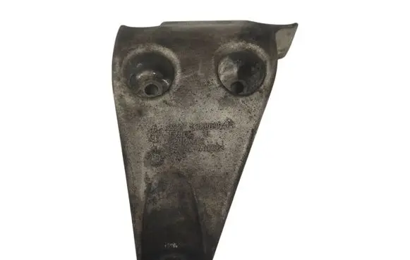 BMW 3 F30 F35 F31 Engine mounting bracket 6788609