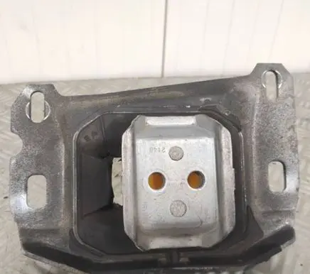 Peugeot Expert Gearbox mount 9812667680 9807428980 9673768480