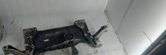 Volkswagen Golf V Front subframe 1K0199369F 1K0199295E