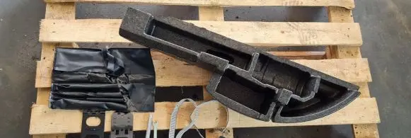 Audi Q7 4M Other trunk/boot trim element 4M0012120G
