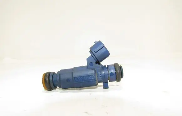 KIA Venga Fuel injector 353102b000