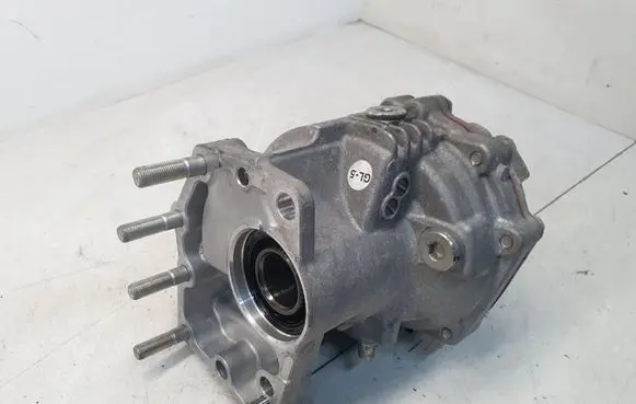 Toyota RAV 4 (XA40) Gearbox transfer box case 80010