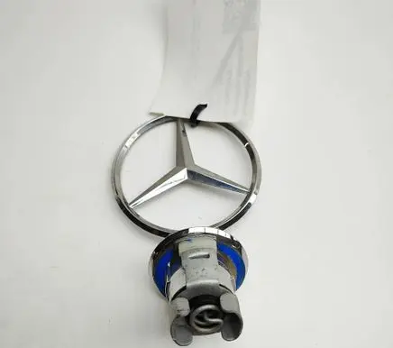 Mercedes-Benz S W223 Manufacturer badge logo/emblem A2218800086