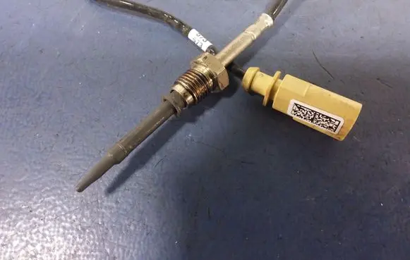 Skoda Octavia 985 Sensor 05L906088AK