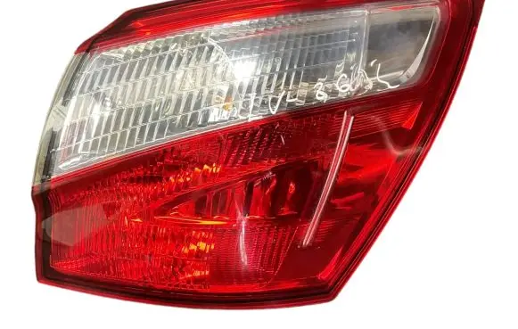 Nissan Qashqai Rear/tail lights 89503244
