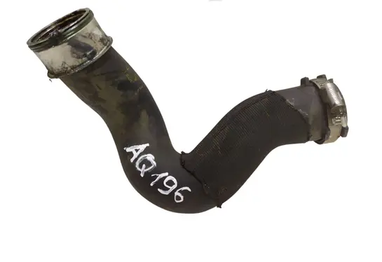 Audi Q7 4L Intercooler hose/pipe 7L6145738A