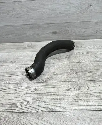 BMW 5 G30 G31 G38 Intercooler hose/pipe 8580081