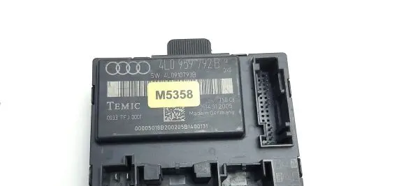 Audi Q7 4L Door control unit/module 4L0959792B M5358