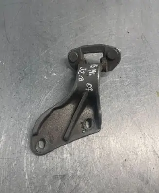 Mercedes-Benz ML W164 Tailgate/trunk/boot hinge A1647400637