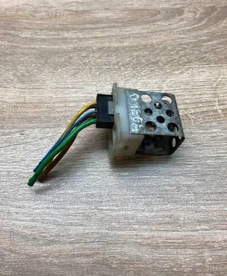 Opel Omega B1 Heater blower motor/fan resistor 5399663050