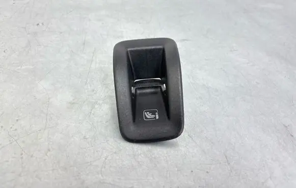 Audi A6 S6 C8 4K ISOFIX cover 8W0887233B