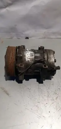 Volvo XC60 Air conditioning (A/C) compressor (pump) 3051905534 V71751