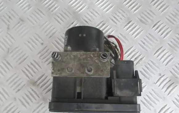 Volvo V50 ABS Pump 4N51ZC405EB