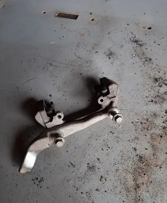 Volvo S60 Front Brake Caliper Pad/Carrier 
