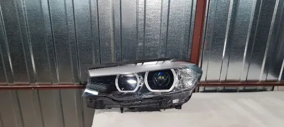 BMW 5 G30 G31 Headlight/headlamp 8499111
