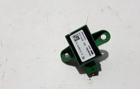 Mercedes-Benz CLS C218 X218 Airbag deployment crash/impact sensor A1729056100