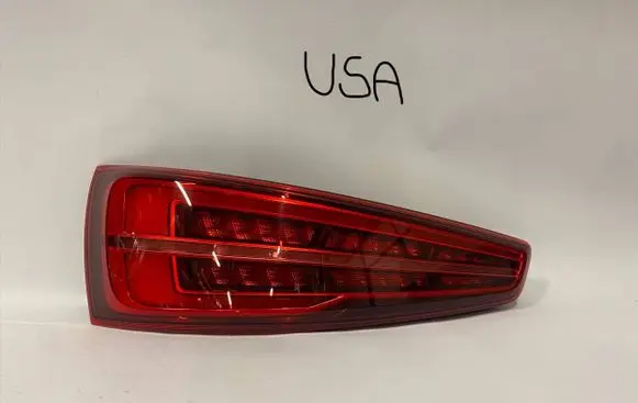 Audi Q3 8U Rear/tail lights 8U0945093AB