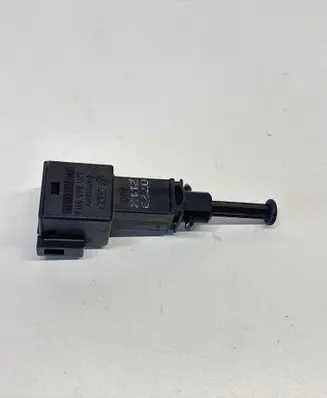 Volkswagen Golf IV Brake pedal sensor switch 1J0945511A