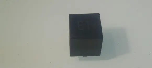Volkswagen PASSAT B3 Other relay 191955531