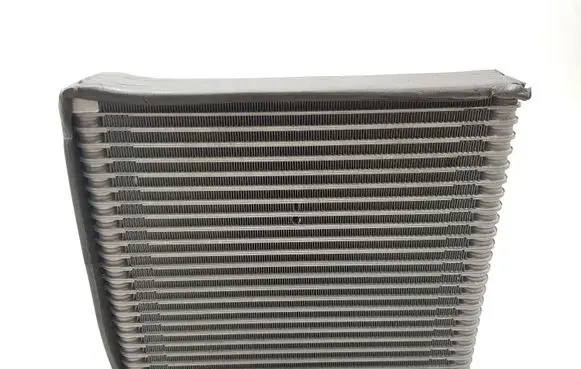 Nissan X-Trail T30 Air conditioning (A/C) radiator (interior) 