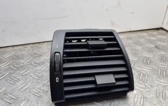 BMW X5 E53 Dashboard side air vent grill/cover trim 8402216 64228402216