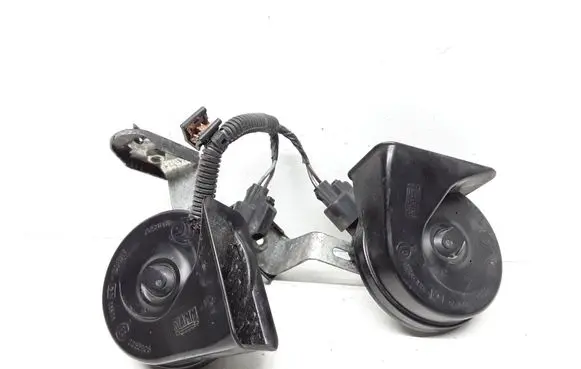 Volvo V60 Horn signal 30796896 30796897