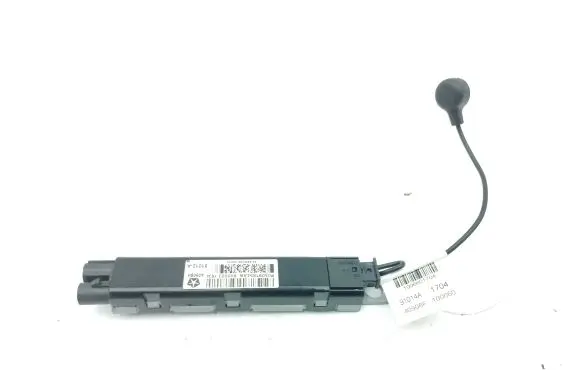 Jeep Cherokee Aerial antenna amplifier P05091854AB