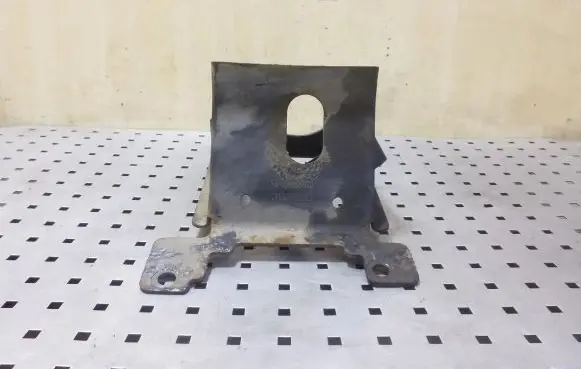Volvo V40 Fuel filter bracket/mount holder 31338263