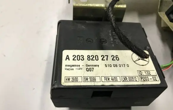 Mercedes-Benz C W203 Other control units/modules A2038202726 510080170 k3340