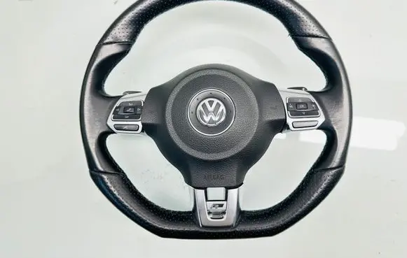 Volkswagen PASSAT CC Steering wheel 1K8419091