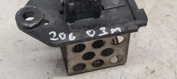 Peugeot 206 Coolant fan relay 
