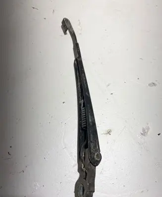 Audi A4 S4 B5 8D Rear wiper blade arm 8D9955407A