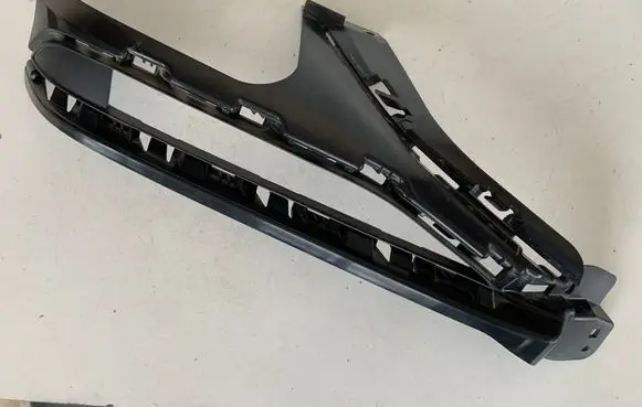 Audi Q7 4M Front bumper lower grill 4M0807157E 4M0807157E9B9