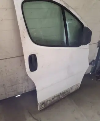 Renault Trafic II (X83) Front door