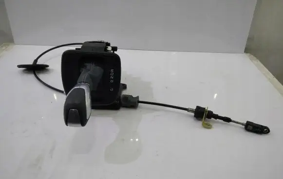 Ford Kuga II Gear lever shifter trim leather/knob