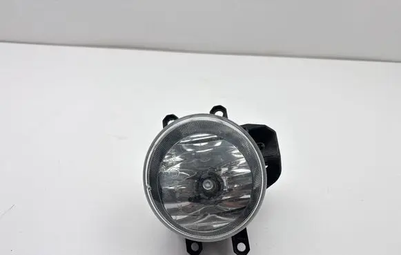 Toyota Auris E180 Front fog light 90008490 6676 07112018