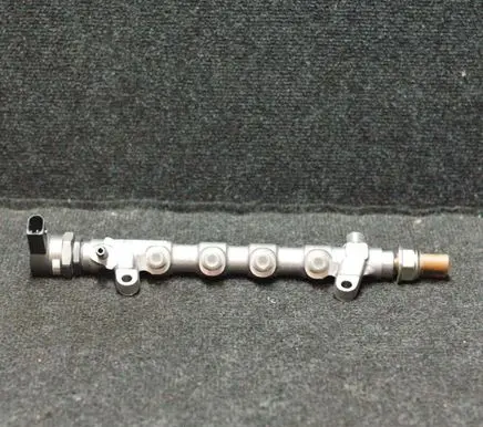 Volkswagen Golf VII Fuel main line pipe 04L089BR04L125