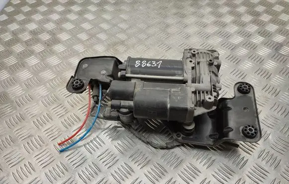 BMW X6 E71 Air suspension compressor/pump 6785506