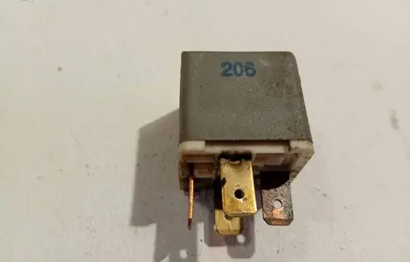 Audi 80 90 S2 B4 Other relay 141951253B