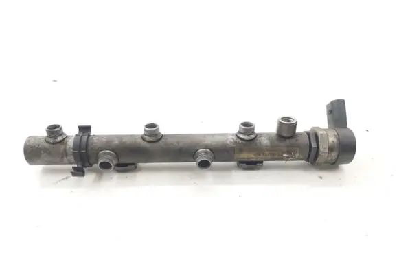 Audi A8 S8 D3 4E Fuel main line pipe 059130090AG